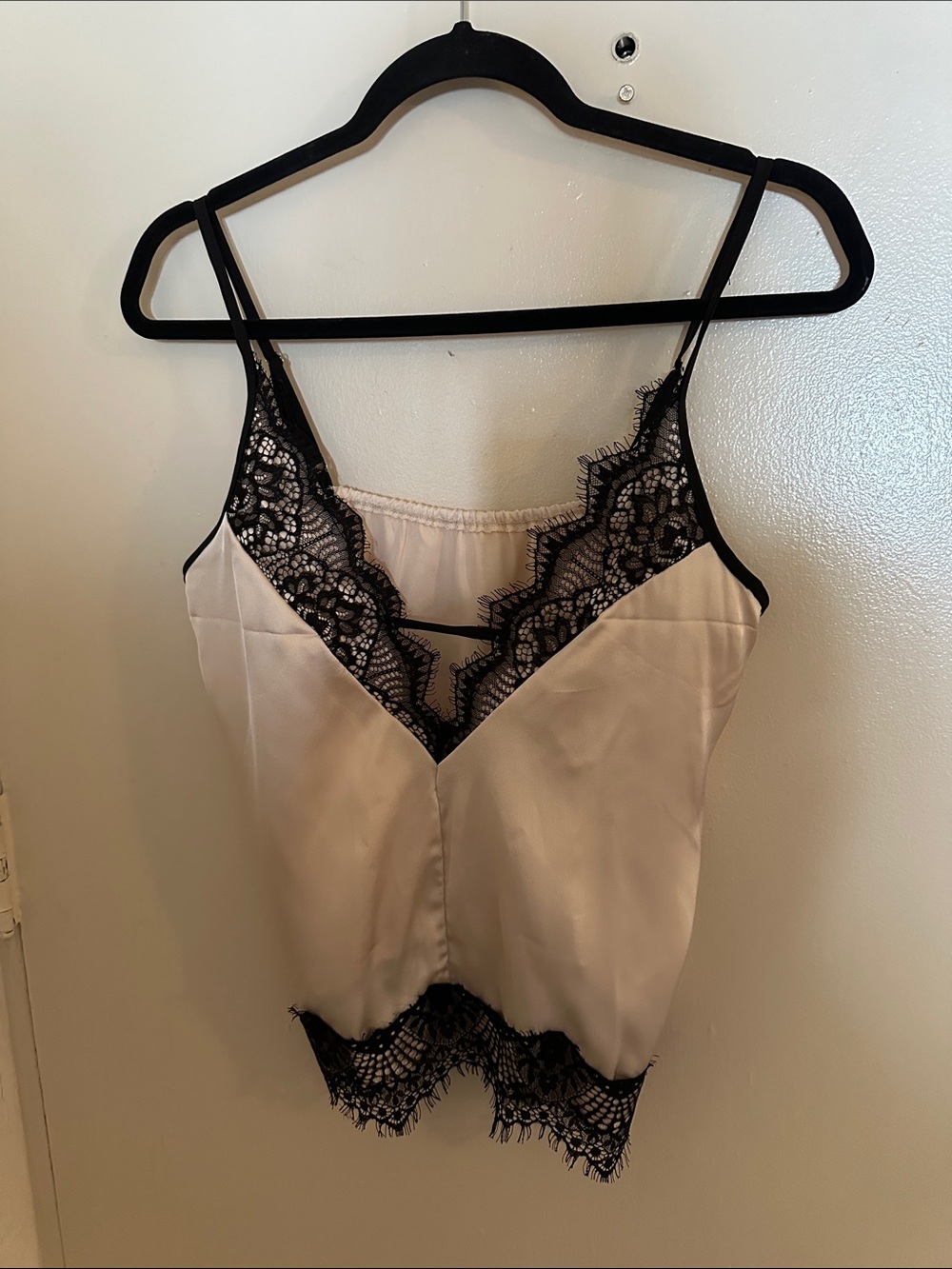 Beige Black Solid Satin Lace Trim Camisole Top Women's Regular M